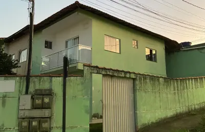 Casa duplex com 03 quartos suite , bairro mestre álvaro