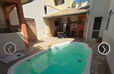 Excelente  casa a venda com ponto comercial e ótima localização