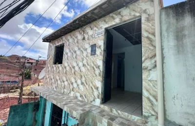 Casa com 02 quartos por 55 mil no jacintinho - maceió - al