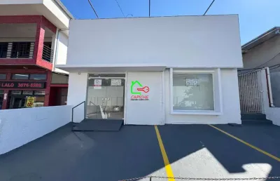 Sala comercial para alugar em centro de 150.00m² com 3 garagens