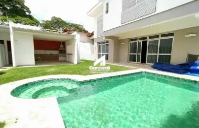 Casa 700m² com 6 suítes e 8 vagas, piscina e churrasqueira na vila nova conceição
