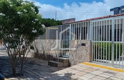 Casa com 3 quartos à venda no Jatiúca, Maceió 