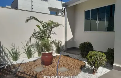 Excelente casa em um bairro com casas novas e estruturado
