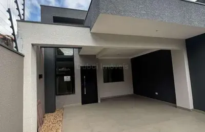 Casa à venda no jardim pinheiros com 3 quartos sendo 1 suíte
