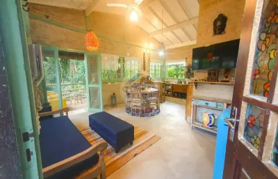 Casa em condomínio arborizado - venda e locação anual