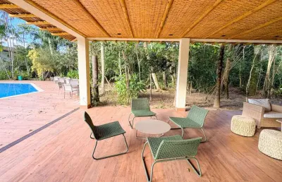 Casa em condomínio na praia barra do sahy - locações