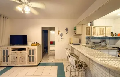 Flat em condomínio pé na areia em barra do una - locação anual