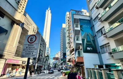 Apartamento com 2 quartos à venda na Av. Brasil, Centro, Balneário Camboriú