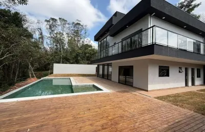 Excelente sobrado r$ 1.890.000,00 - 920m2 terreno 425m2 área construída - interlagos sul / fazenda da ilha - embu guaçu