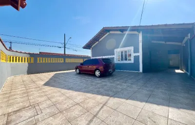 Casa semi isolada com 2 dormitórios, na mirim, em praia grande-sp