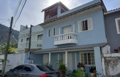 Casa em condomínio fechado com 4 quartos à venda na Estrada dos Bandeirantes, 12431, Vargem Pequena, Rio de Janeiro