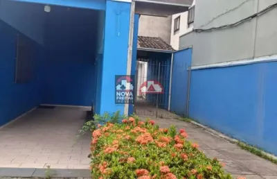 Casa com 4 quartos para alugar na Avenida Anchieta, 1014, Centro, Caraguatatuba