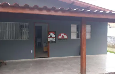 Casa com 2 quartos para alugar na Rua Pouso Alegre, Casa 2, 120, Perequê Mirim, Caraguatatuba