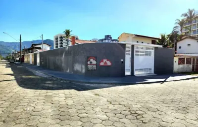 Casa a 20 metros da orla martim de sá com 3 dormitórios e 3 wcs