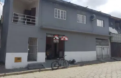 Kitinete à venda no bairro rio do ouro em caraguatatuba/sp