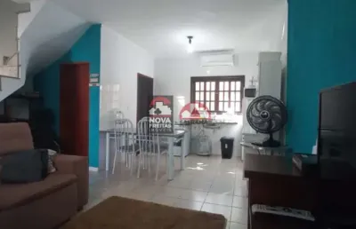 Sobrado em condomínio fechado bairro pontal santa marina