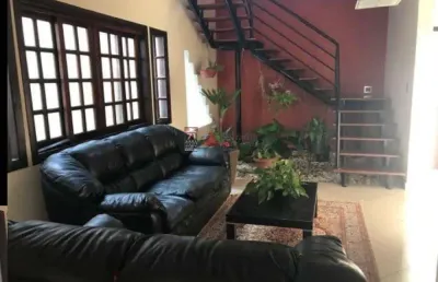 Casa com 3 quartos à venda na Rua Timóteo, Sobrado, 135, Bosque dos Eucaliptos, São José dos Campos