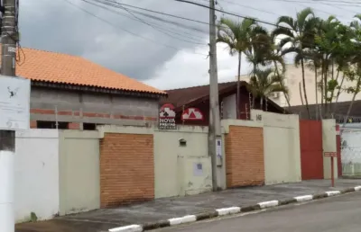 Casa com 3 quartos à venda na Rua Professor Baltazar de Godoy Moreira, 143, Jardim Residencial Doutor Lessa, Pindamonhangaba