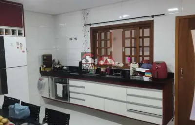 Casa com 3 quartos à venda na Rua Treviso, 23, 36, Residencial Santa Paula, Jacareí