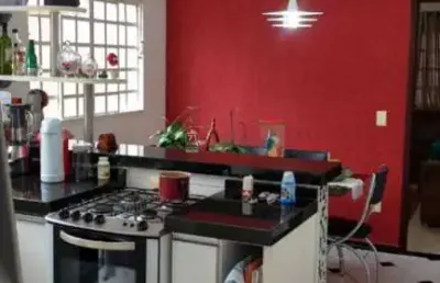 Casa/sobrado espaçoso na vila industrial: conforto e conveniência na zona leste!