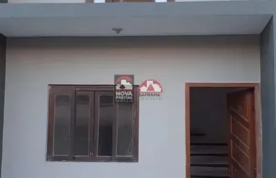 Casa com 2 quartos à venda na Rua Dezessete, Sobrado, 123, Pontal de Santa Marina, Caraguatatuba