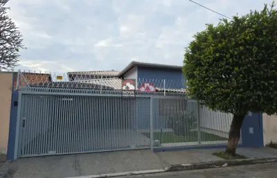 Casa com 2 quartos à venda na Rua Félix Samaha, 141, Santana, Pindamonhangaba