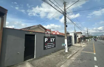 Casa ampla e espaçosa disponível para venda no bairro maria áurea