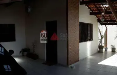 Casa com 3 quartos à venda na Rua Sargento Névio Baracho dos Santos, 162, Crispim, Pindamonhangaba