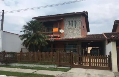 Casa com 3 quartos à venda na Rua Professor João Batista Gardelin, 129, Pontal de Santa Marina, Caraguatatuba