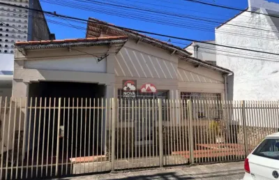 Casa com 3 quartos à venda na Rua Doutor Monteiro César, 158, Centro, Pindamonhangaba