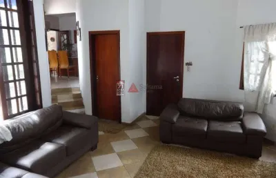Casa com 3 quartos à venda na Avenida Benedito Cruz César, 154, Residencial Campo Belo, Pindamonhangaba