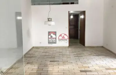 Casa com 4 quartos à venda na Rua Visconde de Pindamonhangaba, 67, Centro, Pindamonhangaba