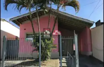 Casa | amplo terreno 299m² e 144m² construídos em excelente bairro!