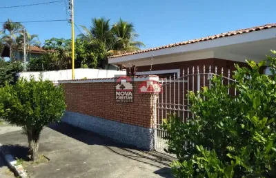 Casa com 3 quartos à venda na Rua Coronel José Francisco, 165, Centro, Pindamonhangaba