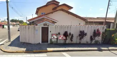 Casa com 4 quartos à venda na Rua Danton Siqueira Malta, 397, Jardim Santa Maria, Jacareí
