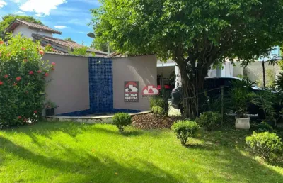 1060,00m² com 3 casas construídas em excelente localização no centro de caraguá. residencial ou comercial.