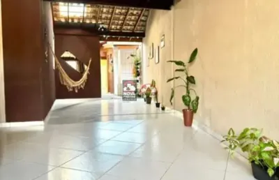 Casa com 3 quartos à venda na Rua Jacyrio Marques Martinho, 66, Residencial Mombaça I, Pindamonhangaba