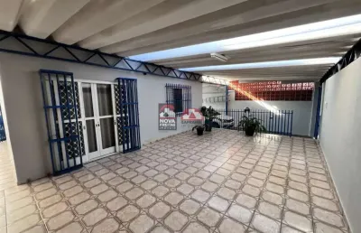 Casa com 2 quartos à venda na Avenida Barbacena, 817, Jardim Ismênia, São José dos Campos