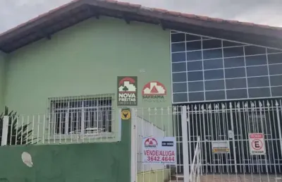 Casa com 3 quartos para alugar na Rua Oswaldo Cruz, 124, Vila Bourghese, Pindamonhangaba