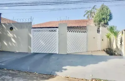 Casa à venda em jardim américa, goiânia - 4 quartos, 200m²