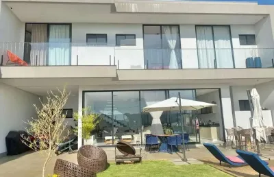Casa de condomínio à venda no privê das caldas, 4 suítes, 262m²