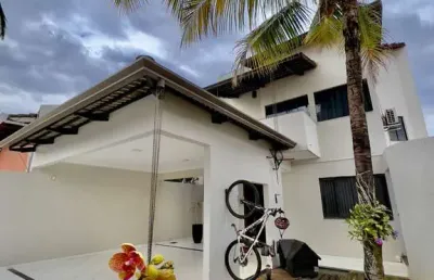 Casa à venda no porto seguro goiânia, 3 suítes, 300m², r$1,3 mi