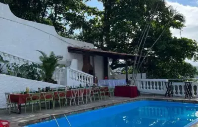 Casa com 6 quartos à venda na Alameda Ari Barroso, Itararé, São Vicente
