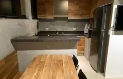 Casa com 4 quartos para alugar na Rua Joana Monte Bastos, Boqueirão, Santos