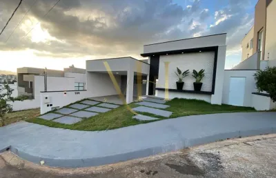 Casa à venda no condomínio las palmas, pouso alegre - 3 dorms