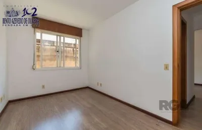 Apartamento 52m², 2 dormitórios no bairro cidade baixa