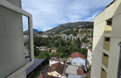 Loft com vista deslumbrante para as montanhas! porteira fechada