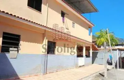 C508 duas casas com amplo terreno, área residencial ou comercial em olaria, nova friburgo-rj