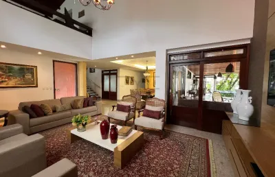 Casa a venda no condomínio green village com 4 suítes em natal - rn