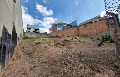 Terreno à venda no Cabral, Contagem 